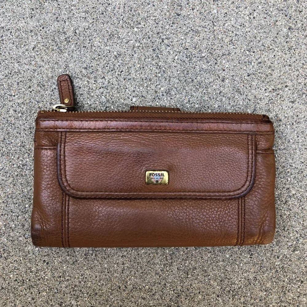 Fossil Emma Saddle Wallet Bifold Brown Leather Zipper Clutch